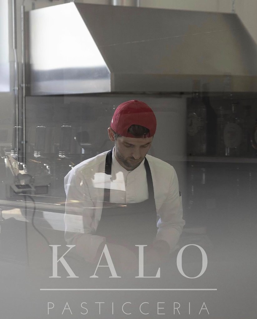 Il pasticcere KALO nel laboratorio